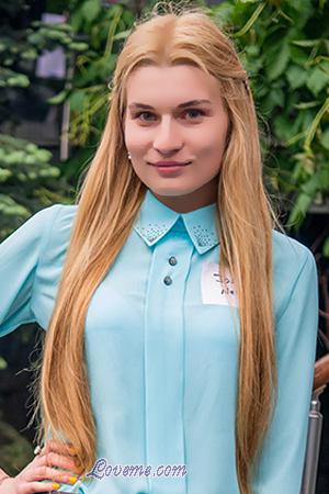 172604 - Iolana Age: 27 - Ukraine