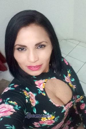 180645 - Andrea Age: 39 - Costa Rica