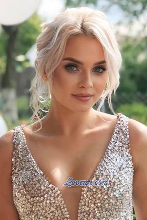 215613 - Solomia Age: 24 - Ukraine