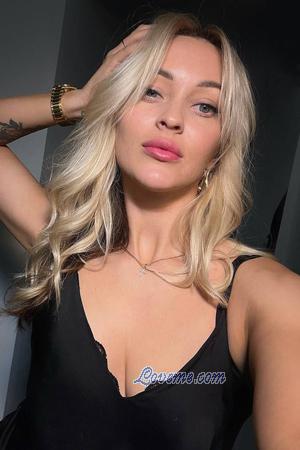 218221 - Mikaela Age: 32 - Ukraine