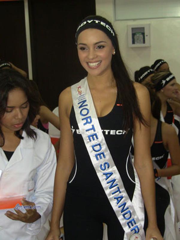 Miss-Colombia-1406